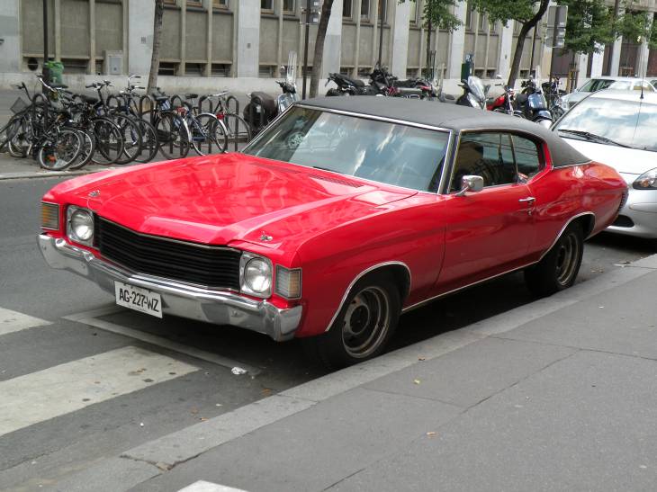  avant de voiture américaine